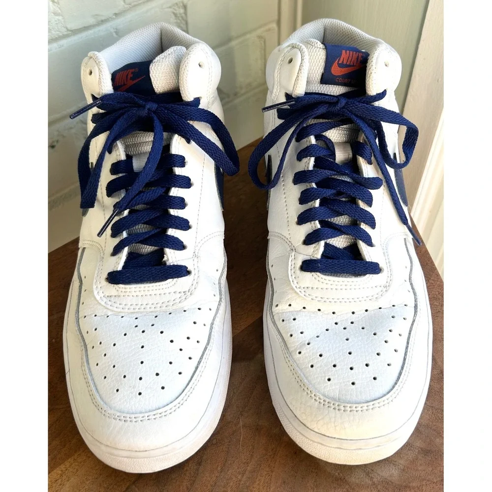 Nike men court